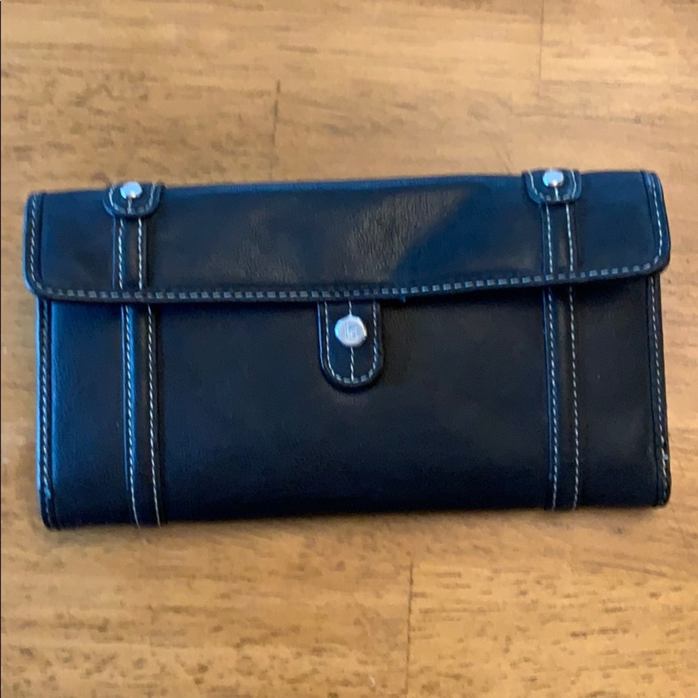 Lauren Conrad wallet